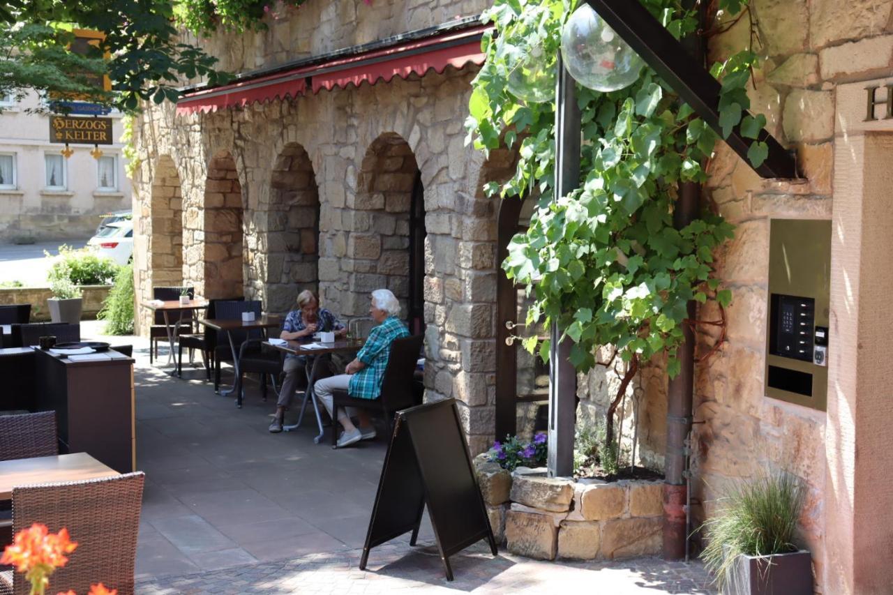 Herzogskelter Restaurant Hotel Gueglingen Bagian luar foto